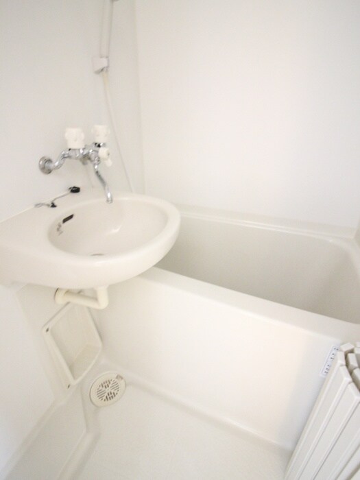 ティ－リ－フ横浜レジ－ナの物件内観写真