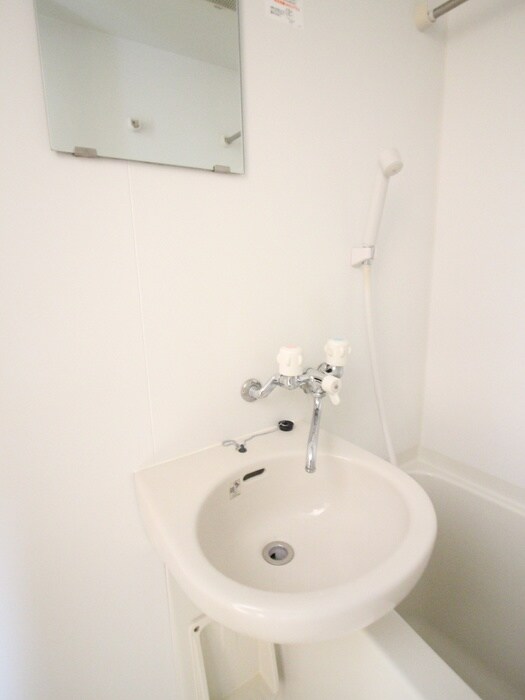 ティ－リ－フ横浜レジ－ナの物件内観写真