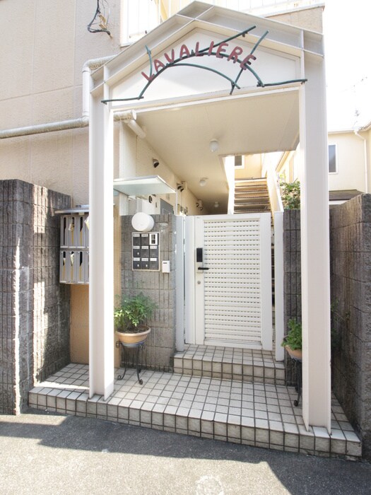 ﾗｳﾞ ｱﾘｴｰﾙの物件外観写真