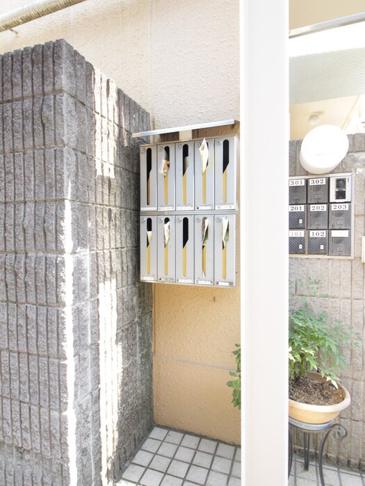 ﾗｳﾞ ｱﾘｴｰﾙの物件外観写真