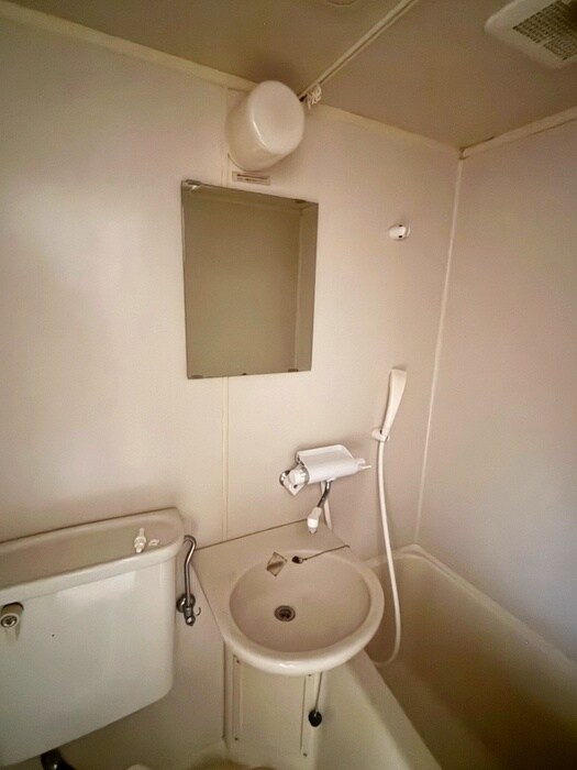 ﾗｳﾞ ｱﾘｴｰﾙの物件内観写真