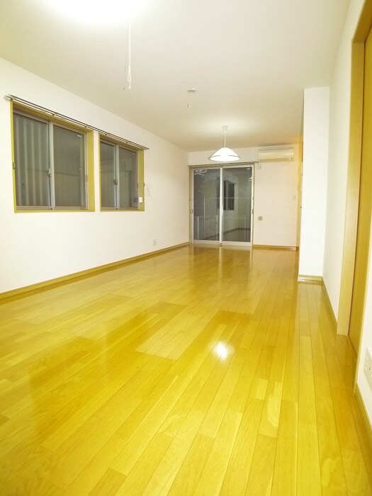 ＲＵ・ＵＮＩＴＥの物件内観写真