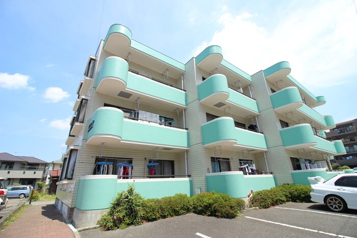 スペリアル吉田の物件外観写真