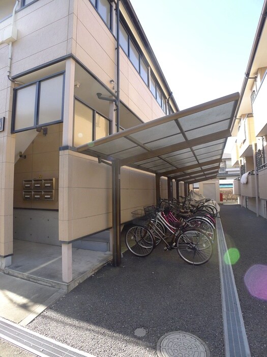 樋ノ爪平松ハイツＡの物件外観写真