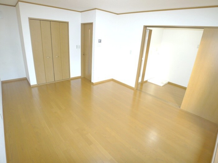 樋ノ爪平松ハイツＡの物件内観写真