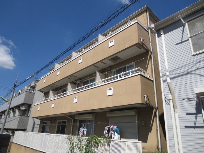 プルミエイッセンの物件外観写真