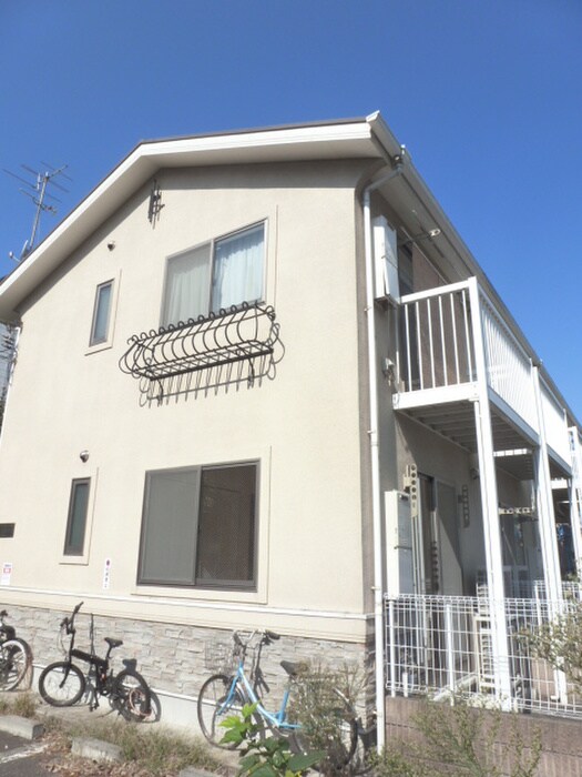 カルム下高井戸の物件外観写真