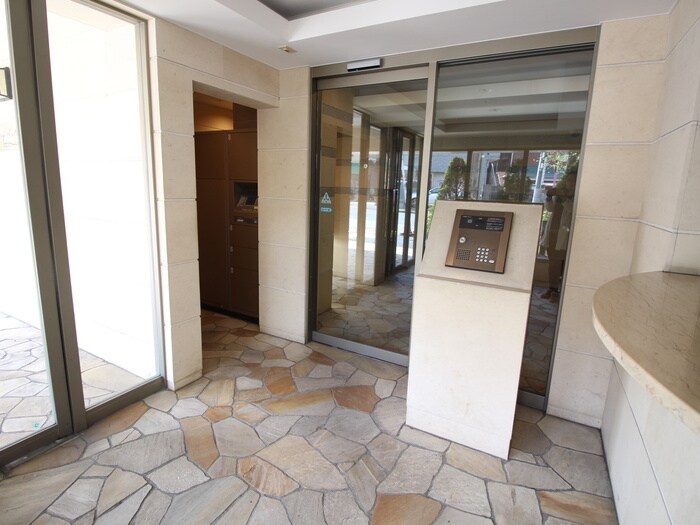 クロスフォ－ト砧の物件外観写真