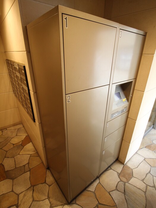 クロスフォ－ト砧の物件外観写真