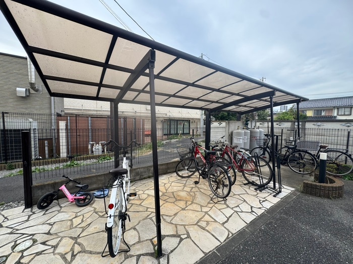 アム－ル・シャンテ是政の物件外観写真