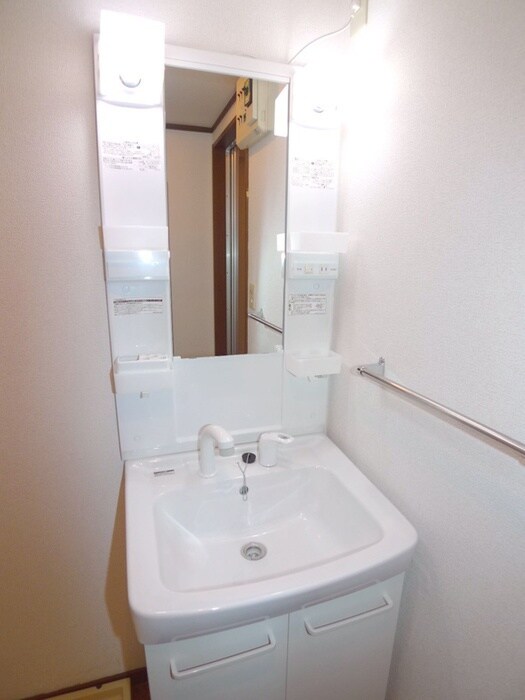 ハイブリッジＢの物件内観写真