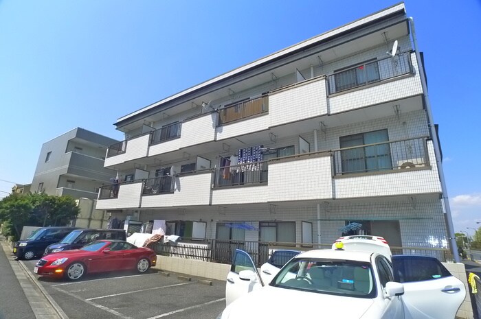 メゾン恵の物件外観写真