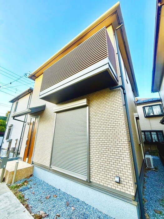 ラテルネ本八幡の物件外観写真