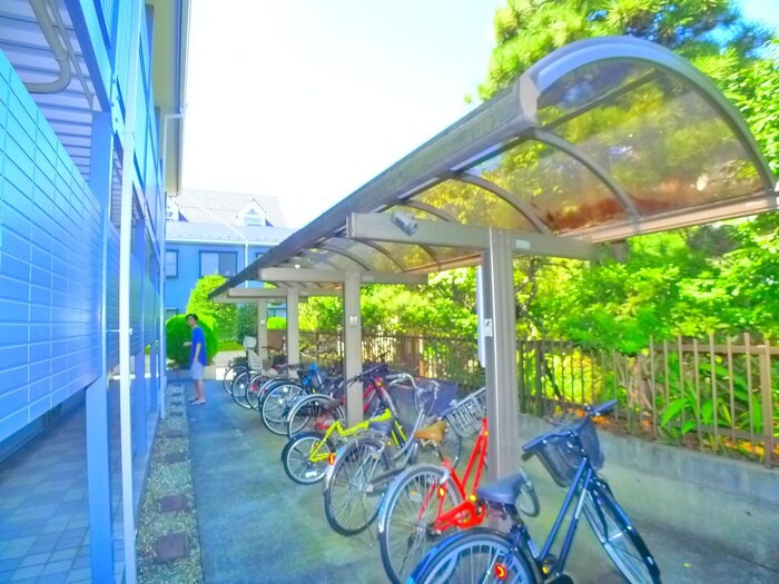 シャンブル綾瀬Ｊの物件外観写真