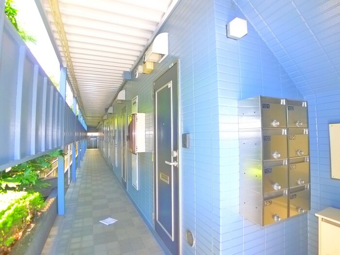 シャンブル綾瀬Ｊの物件外観写真