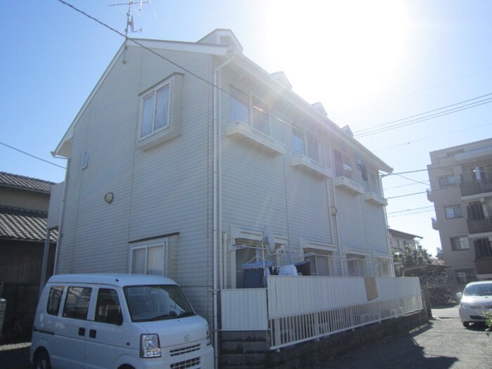 ハイツマレードの物件外観写真