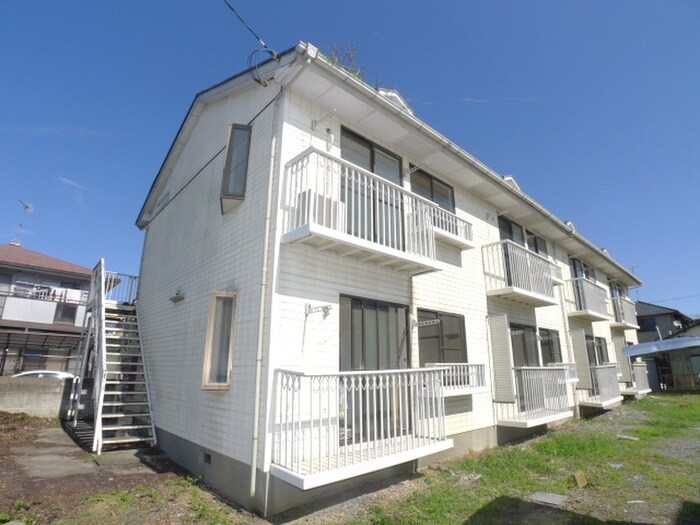 セブンデメゾンの物件外観写真