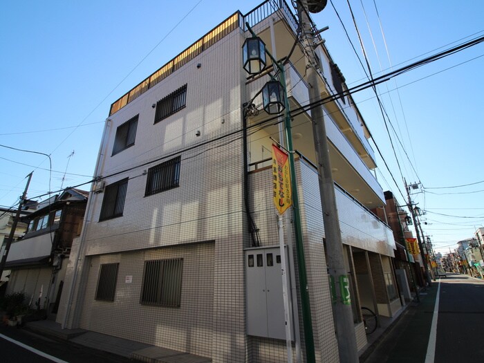 メゾン３２の物件外観写真