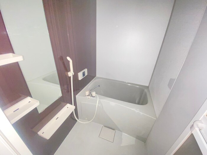 ヒルズ反町　Ｂ棟の物件内観写真