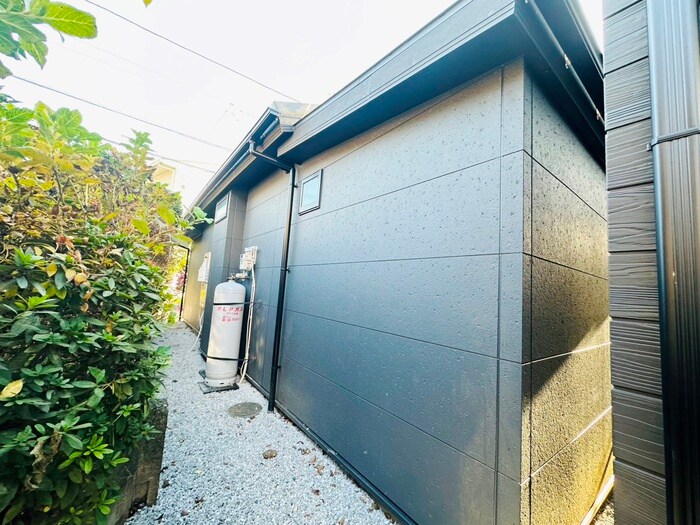 河村貸家（東６）の物件外観写真