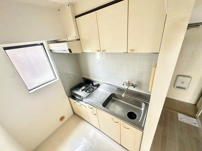 日宝コ－ト浅間町の物件内観写真