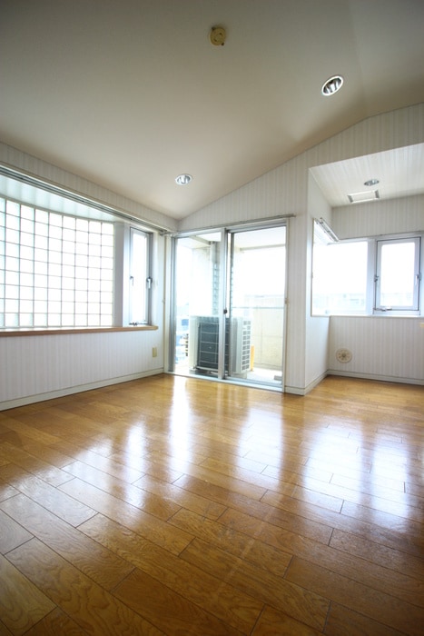 パティオ　アゼリ－の物件内観写真