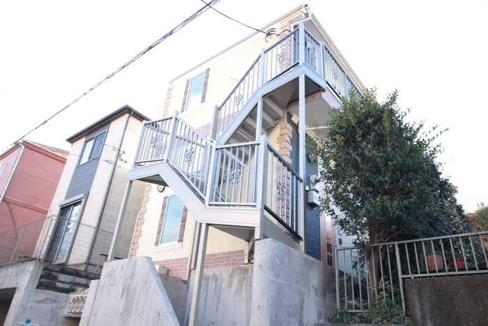 白楽ヘミングウェイの物件外観写真