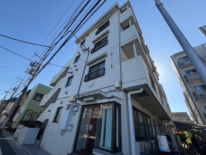 メゾン第三大泉(105)の物件外観写真