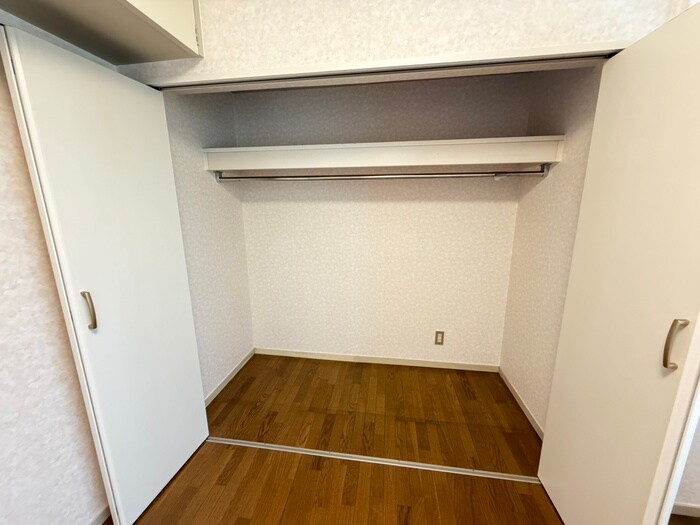 メゾン第三大泉(105)の物件内観写真