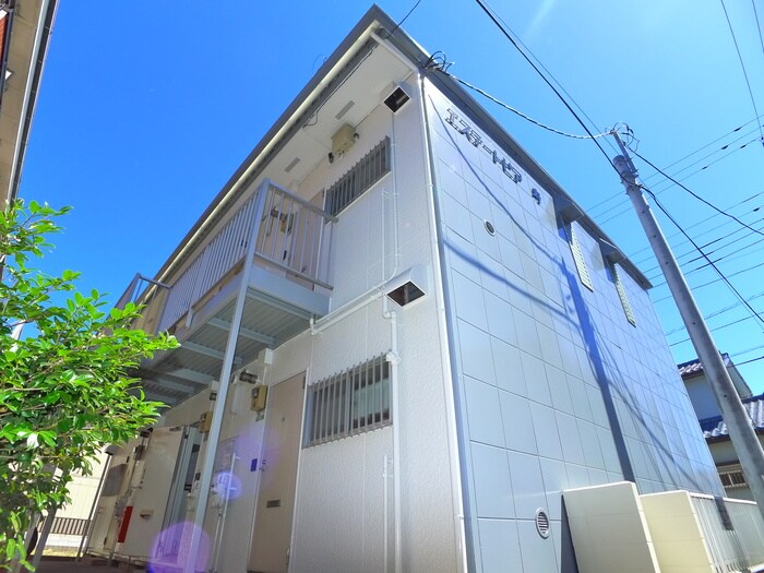 ｴｽﾃｰﾄﾋﾟｱ寿の物件外観写真