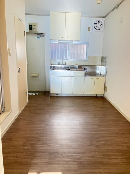 ｴｽﾃｰﾄﾋﾟｱ寿の物件内観写真