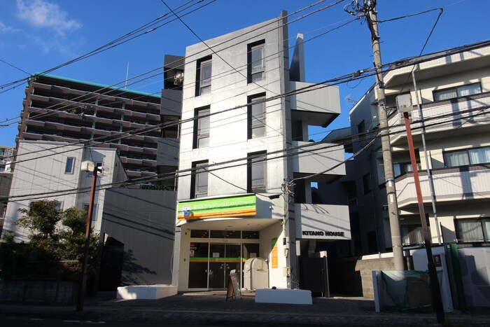 キタノハウスの物件外観写真