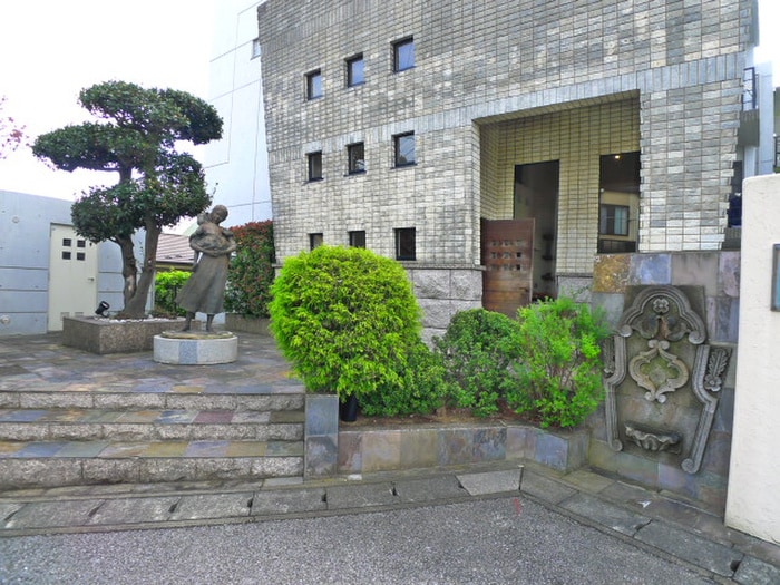 サンタフェスクエアの物件外観写真