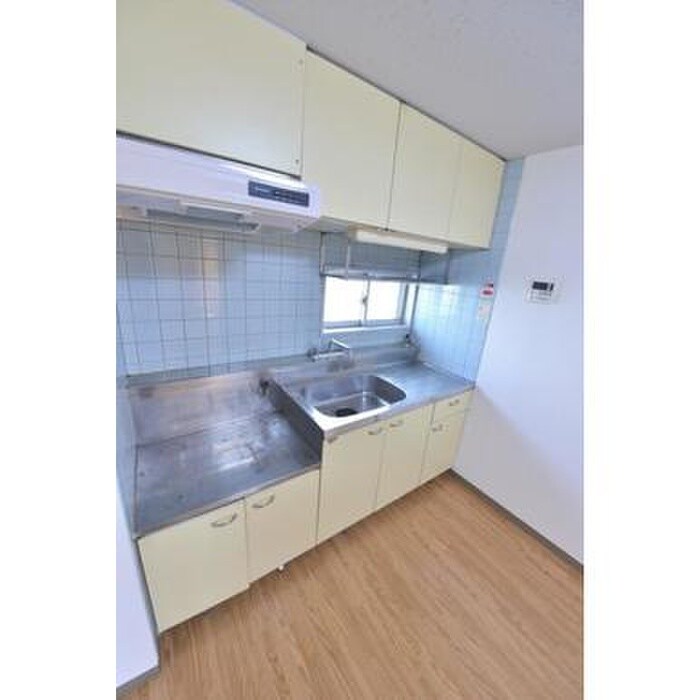 ビレッジハウス二宮2号棟の物件内観写真