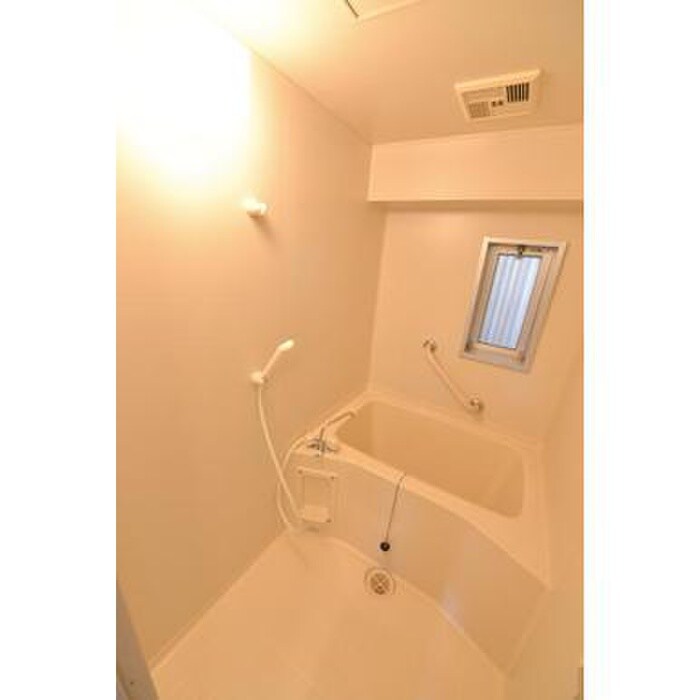 ビレッジハウス二宮2号棟の物件内観写真