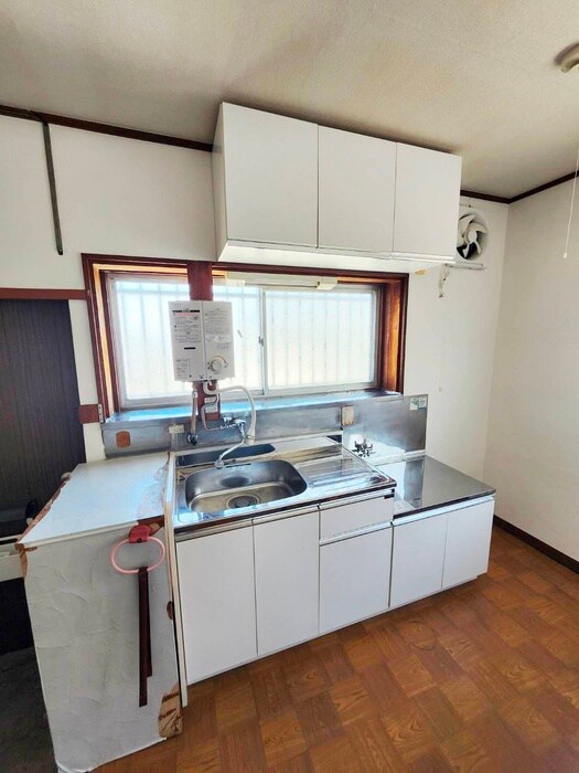 陽輝荘の物件内観写真