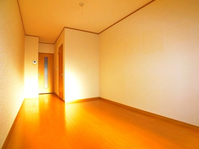 アム－ル右京の物件内観写真