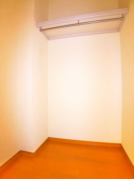 アム－ル右京の物件内観写真