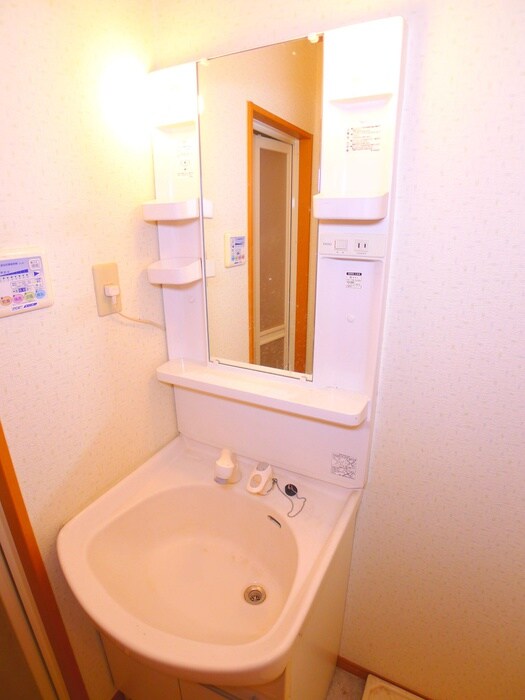 アム－ル右京の物件内観写真