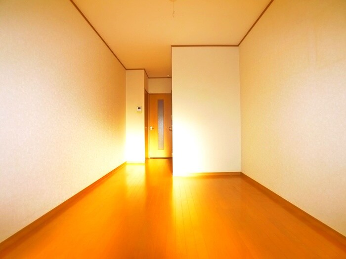 アム－ル右京の物件内観写真