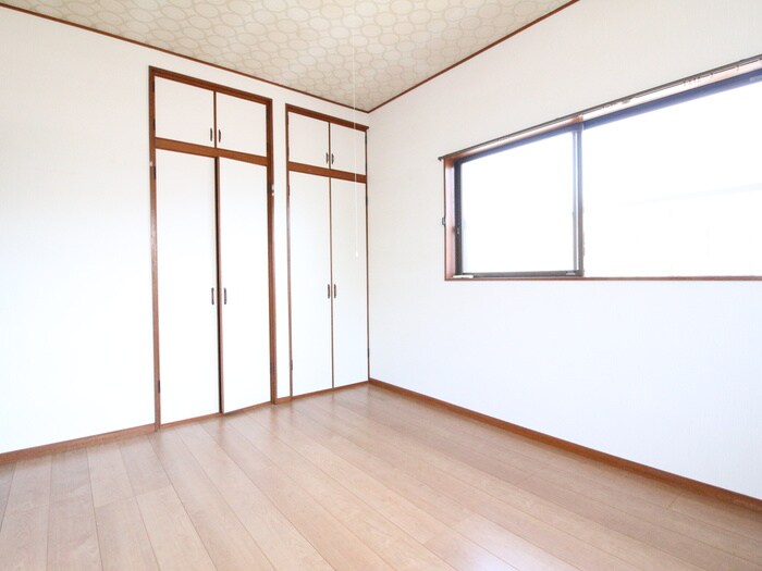 学園東町貸家の物件内観写真