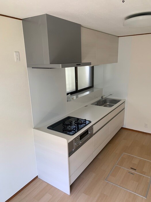 学園東町貸家の物件内観写真