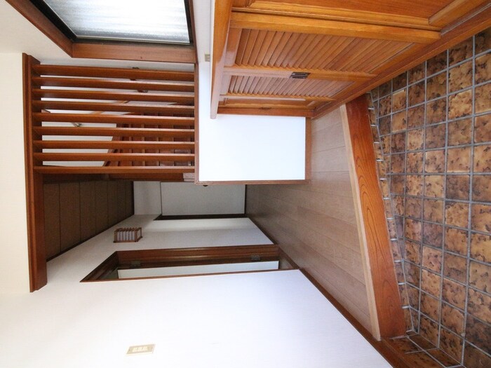 学園東町貸家の物件内観写真