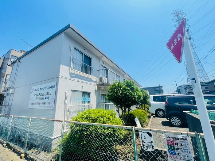 秋元ファミリーハイツⅡの物件外観写真