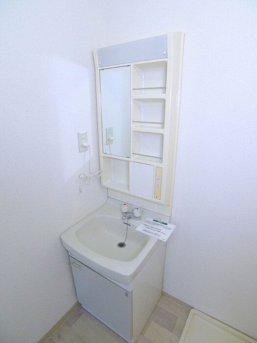 グレイッシュクサカベⅡの物件内観写真