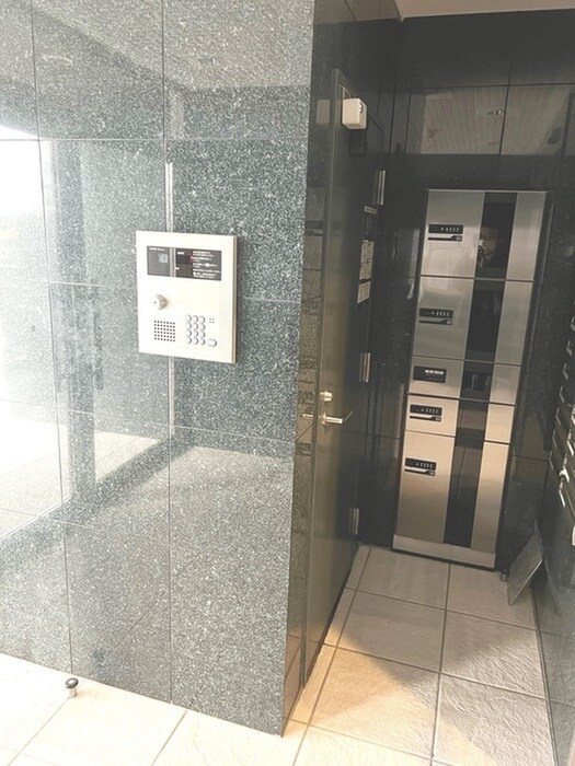 藤アリビオの物件外観写真