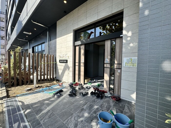 グラン　ファムの物件外観写真