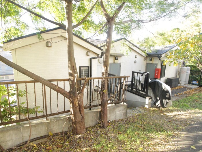 ヴィラージュ西生田の物件外観写真