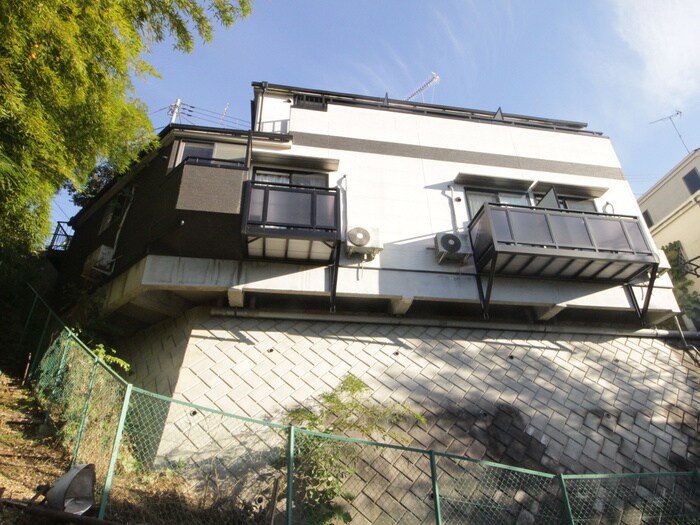 ヴィラージュ西生田の物件外観写真