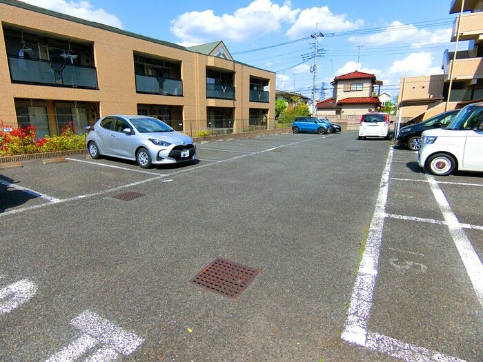 ﾀｶｰﾗ･ﾊｰｳﾞｪｽﾄ弐番館の物件外観写真